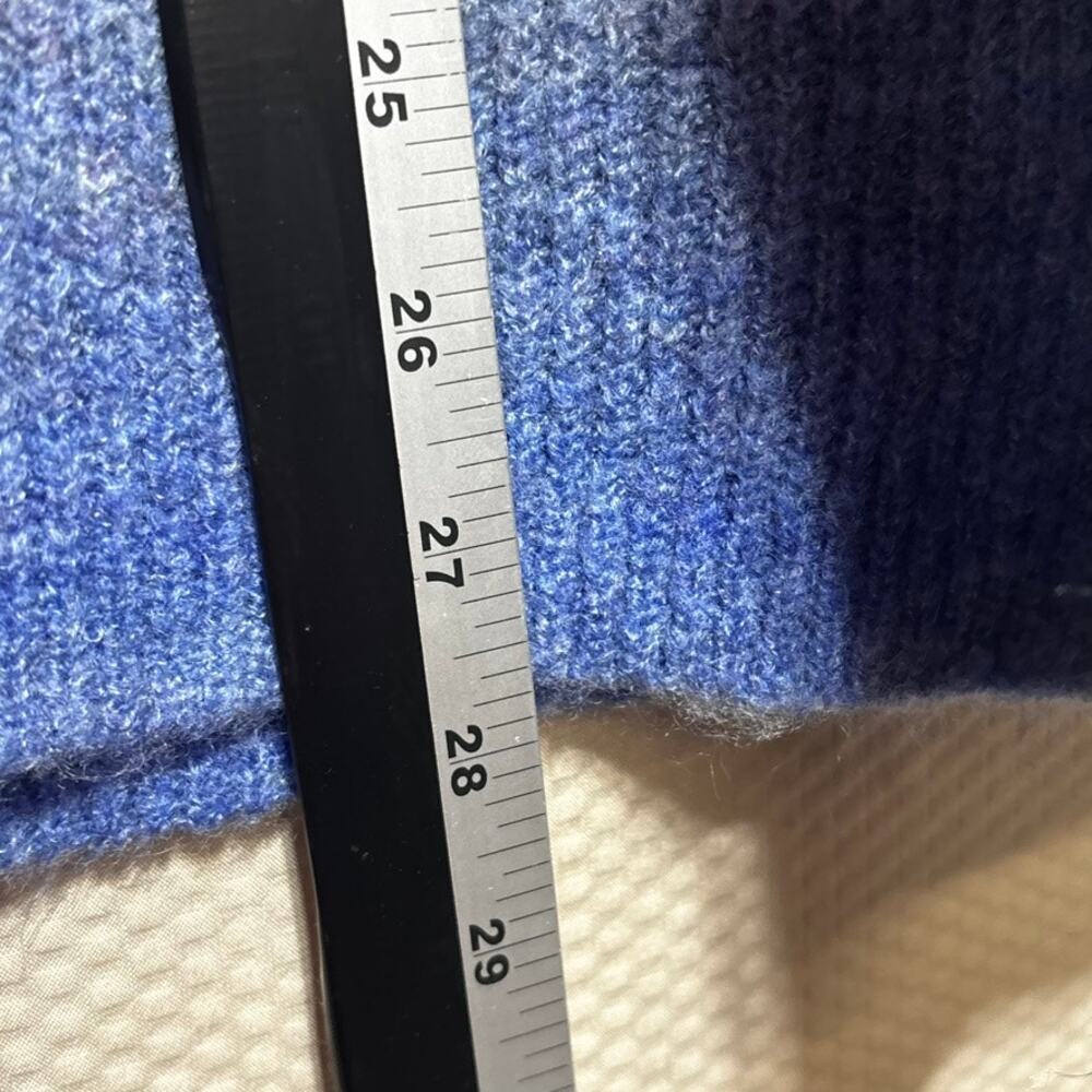 Skye's The Limit Blue Ombre Tie-Dye Crewneck Sweater Size Large Striped Knit NWT - Picture 7 of 8